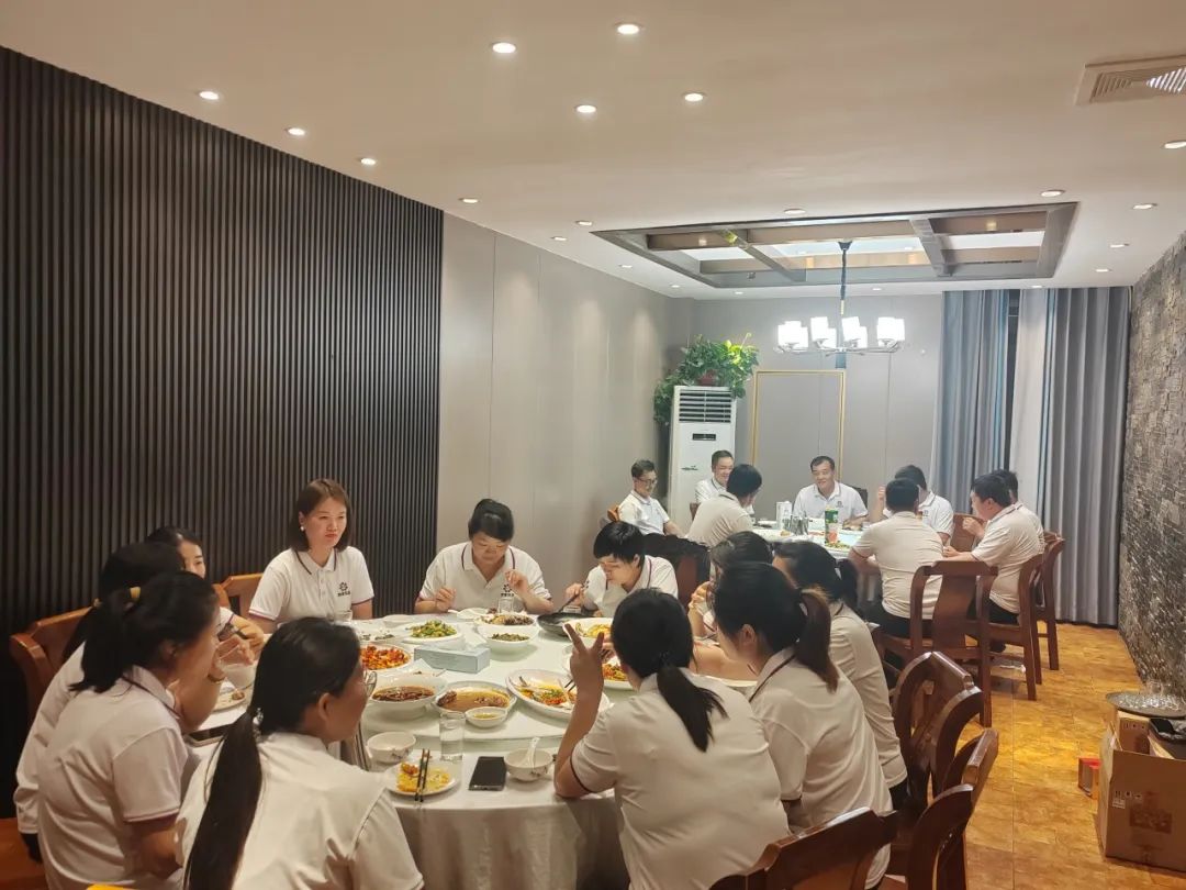 好的團(tuán)隊，好的我們_河南雙志