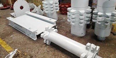 雙志機(jī)械告訴您怎樣生產(chǎn)質(zhì)量好的鍛造刮板、E型螺栓、刮板機(jī)配件