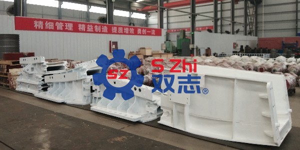 轉(zhuǎn)載機(jī)配件廠(chǎng)家